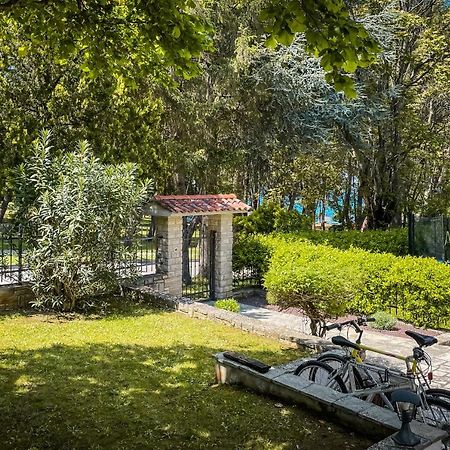 Holiday Home Sofia Porec Exterior photo